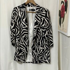 Zara Zebra Print 3/4 Sleeve Oversized Blazer